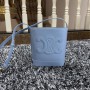 Celine Mini Bucket Taske I Glat Kalveskind Med Cuir Triomphe Blå