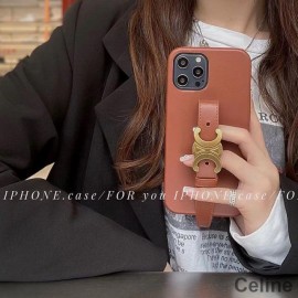 Funda para iPhone Celine Triomphe de piel de becerro con correa para la muñeca marrón