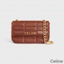 Celine-kettingschoudertas van gewatteerd kalfsleer met Celine-letters bruin